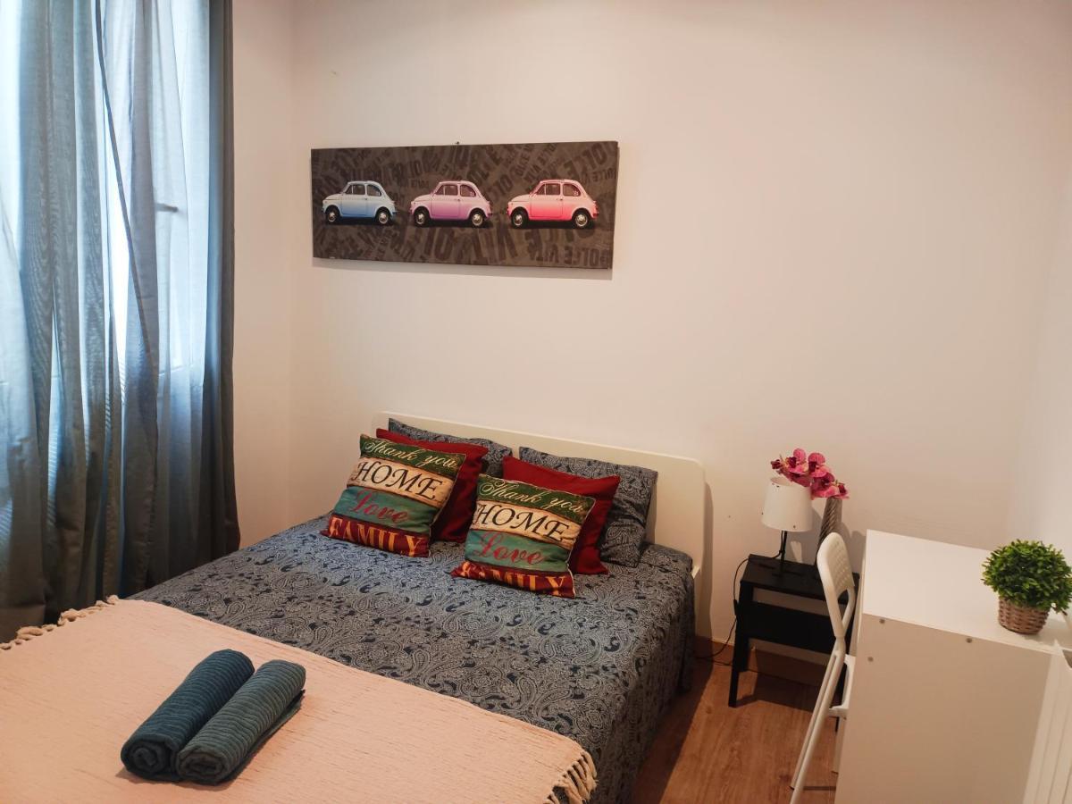 Private Rooms In Born Barcelona Buitenkant foto